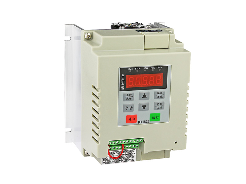 200N單相水泵變頻器，220V供水變頻器，恒壓供水變頻器