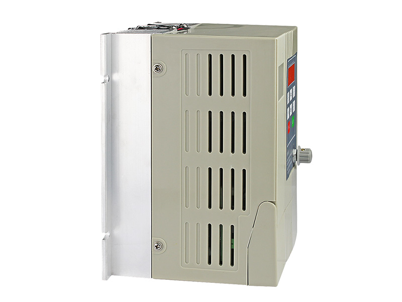 3000H通用變頻器，三相通用變頻器，變頻器生產(chǎn)廠家，變頻器價格