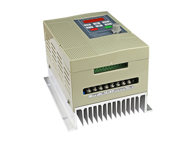 3000H雕刻機(jī)變頻器，雕刻機(jī)主軸變頻器，變頻器生產(chǎn)廠家，變頻器價(jià)格